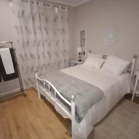 Casa de Férias Feather House São Bartolomeu