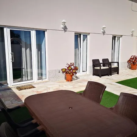 Feather House Feriehus São Bartolomeu