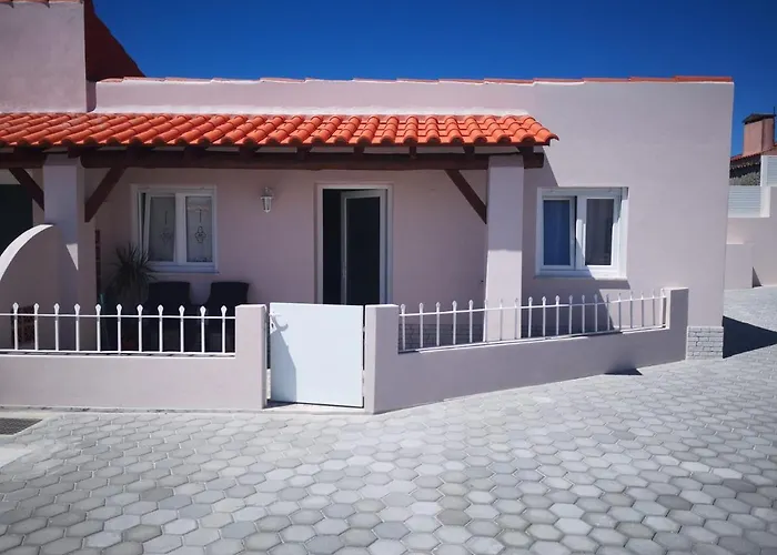 Feather House بيت للعطل São Bartolomeu