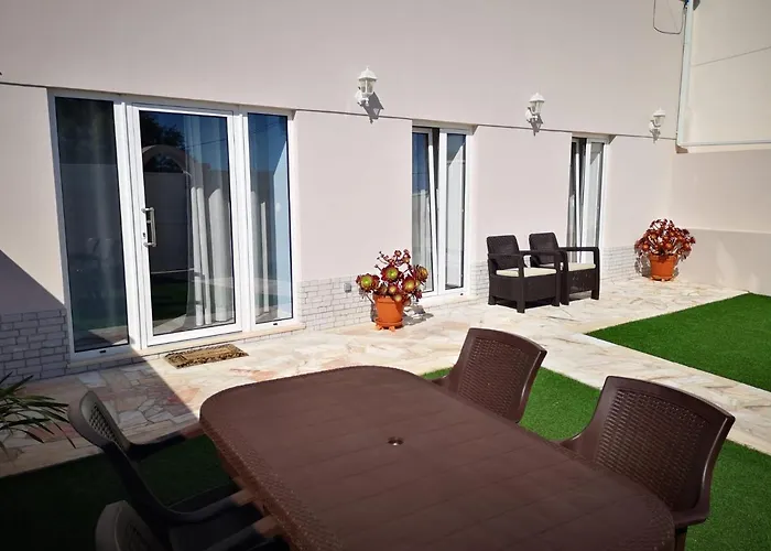 Feather House بيت للعطل São Bartolomeu